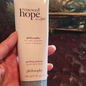 Philosophy Renewed Hope in a Jar Peeling Mousse - White